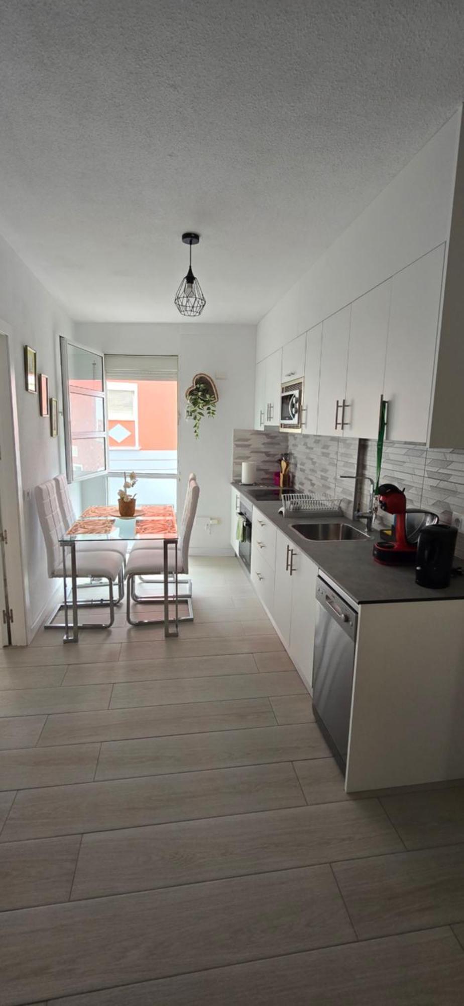 Pisoyari Apartment *